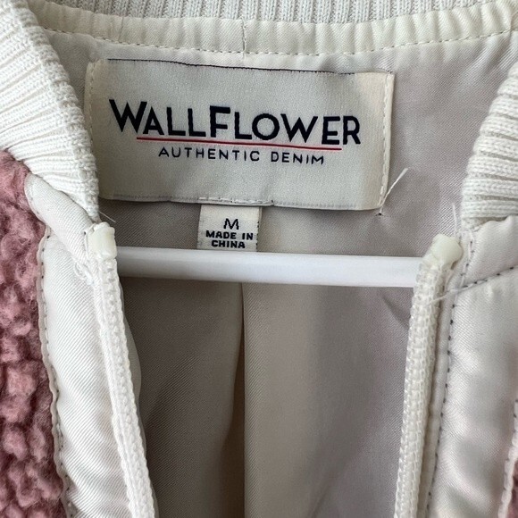 WallFlower Cozy Fleece Jacket Dusty Pink Thick size Medium - Picture 3 of 7